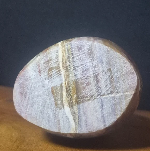 Beautiful brown and cream polished stone - Picture 4 of 9